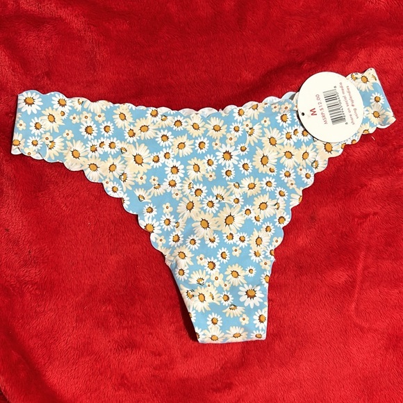 Splendies Women Thong - Medium 
Just bought all with tags. #Splendies - Picture 3 of 3